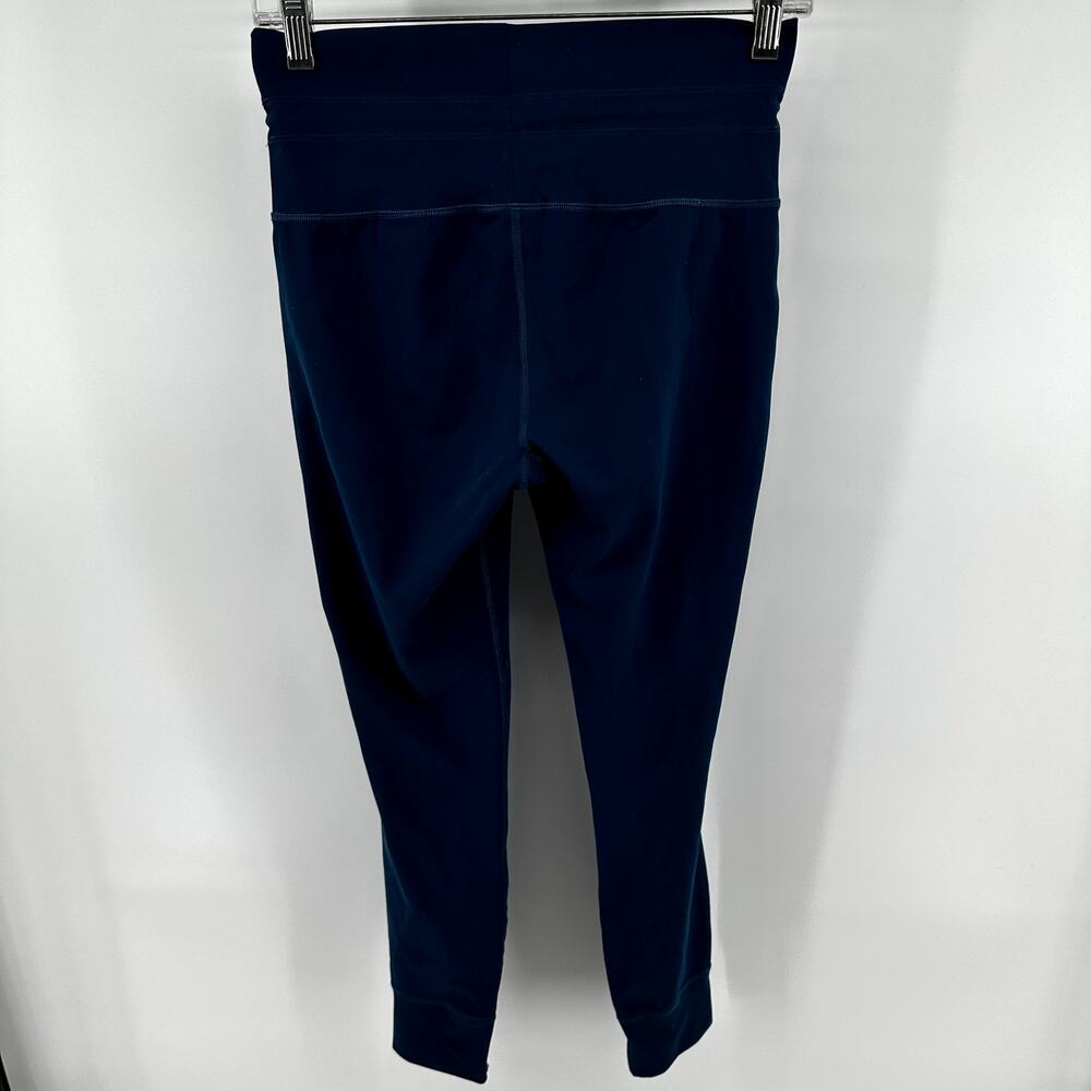 Vuori Daily Leggings 7/8 High Waist Drawstring Airbrushed Cosmo Blue Medium - Picture 5 of 5